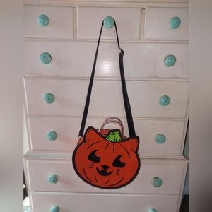 Spooksieboo Cat Pumkpin Head Shaped Crossbody Bag